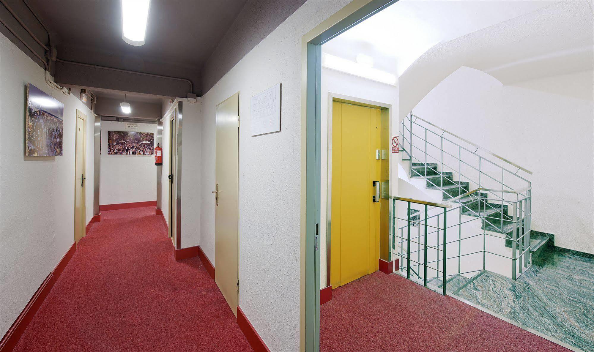Hostal Barcelona Gasthof 2*